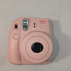 Fujifilm Instax Mini 8 Instant Film Camera - Pink 16273415